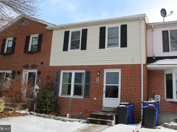 126 W Hammaker St, Thurmont, MD 21788