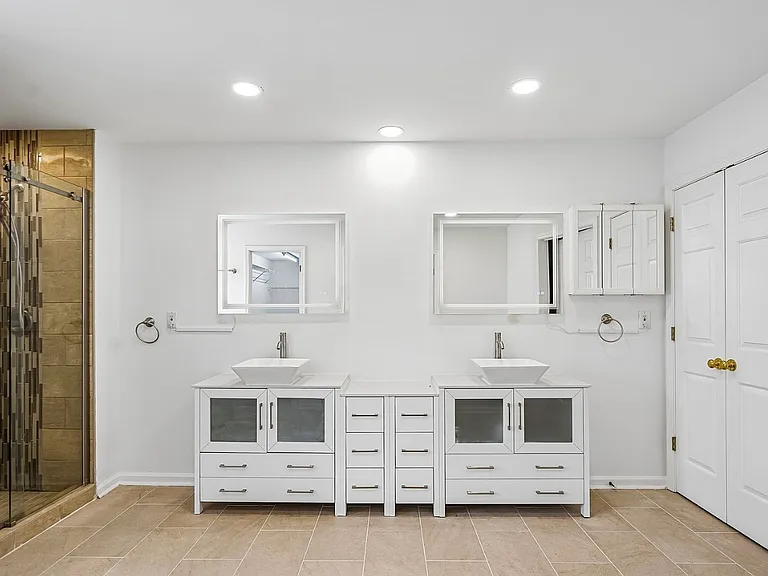 5157 Wellisford Ct #A — Photo 14