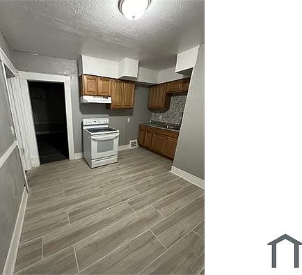 2nd image of 7629 Maryland Ave #1