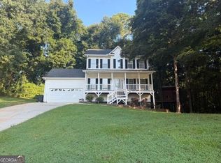 127 Opal Ln, Carrollton, GA 30116