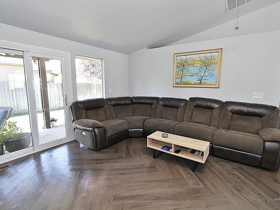 4th image of 10491 W Silver City Ct