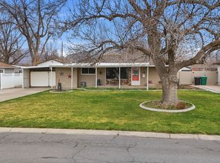 5345 S Alpine Dr, Murray, UT 84107