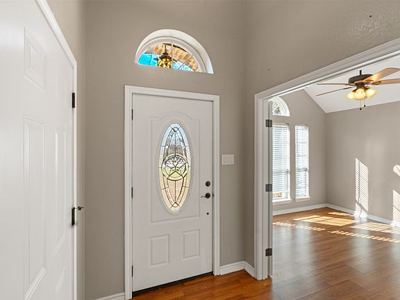 4th image of 101 Driftwood Dr