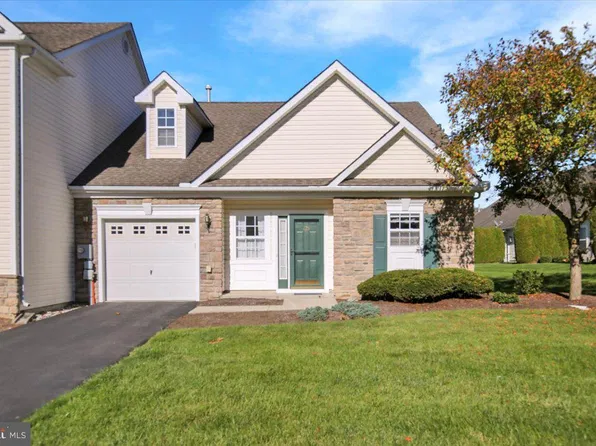 125 Village Dr, Blandon, PA 19510