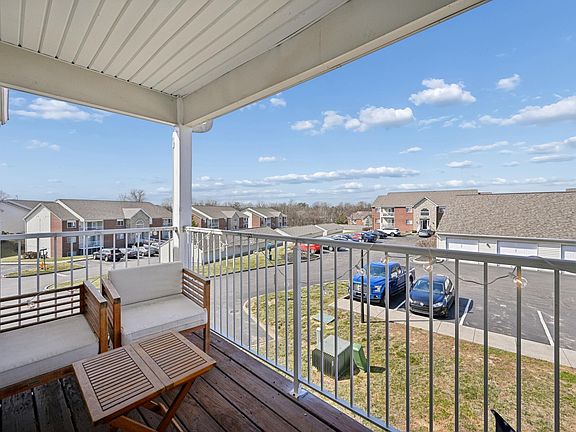 5th image of 10260 Crossbow Ct APT 10