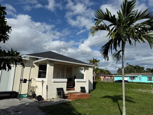 2403 Scott St, Hollywood, FL 33020