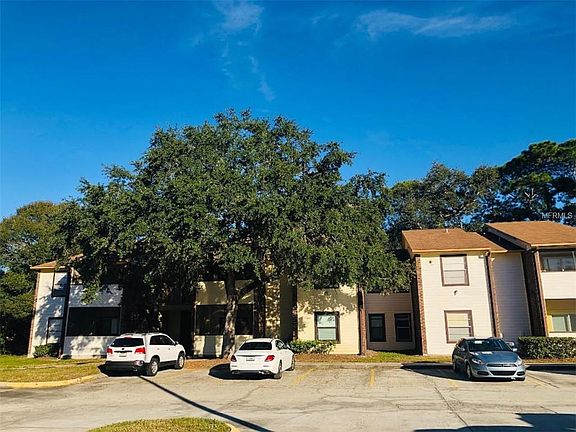 2nd image of 1400 Gandy Blvd N Unit 1005