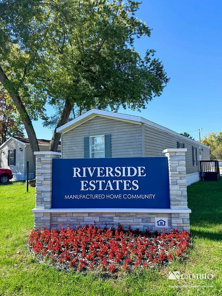 Riverside Estates — Photo 2