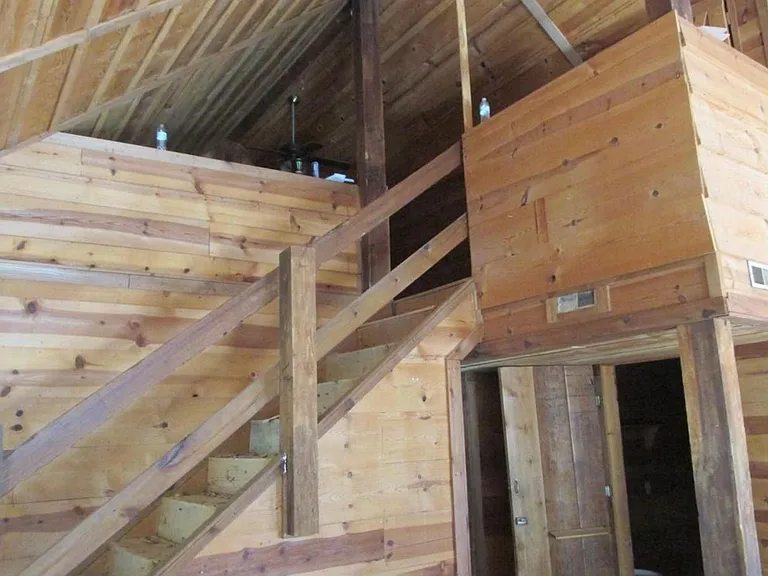 232 Oak Tree Dr — Photo 6