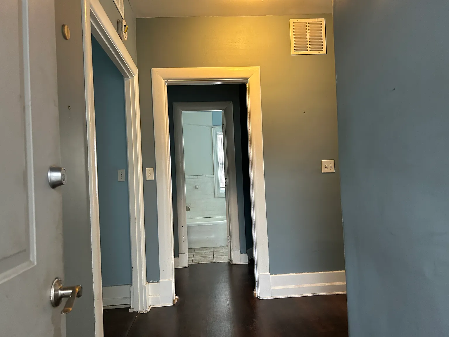Studio, 515 sqft, $725 — Photo 3