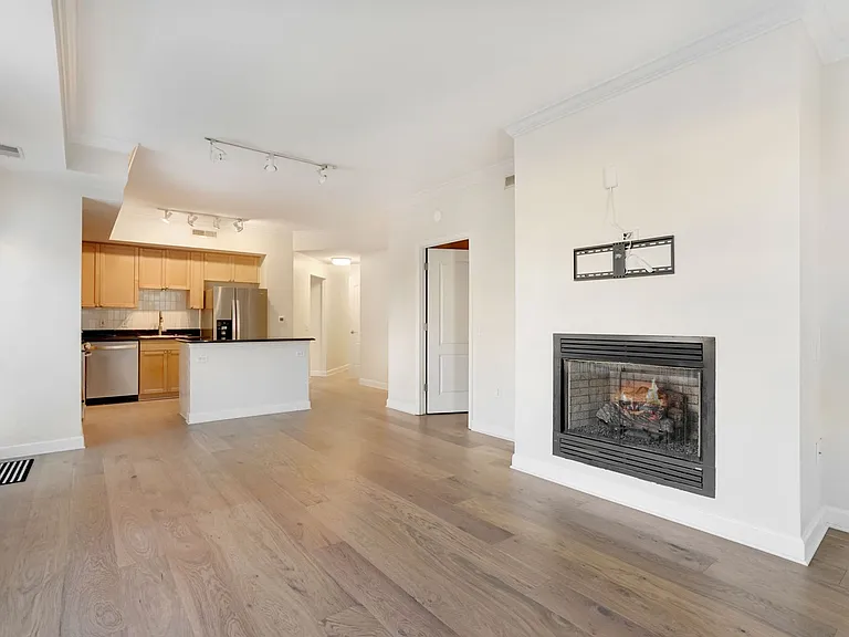 1441 Rhode Island Ave NW #301 — Photo 5