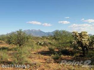 677 E Canyon Rock Rd, Green Valley, AZ 85614