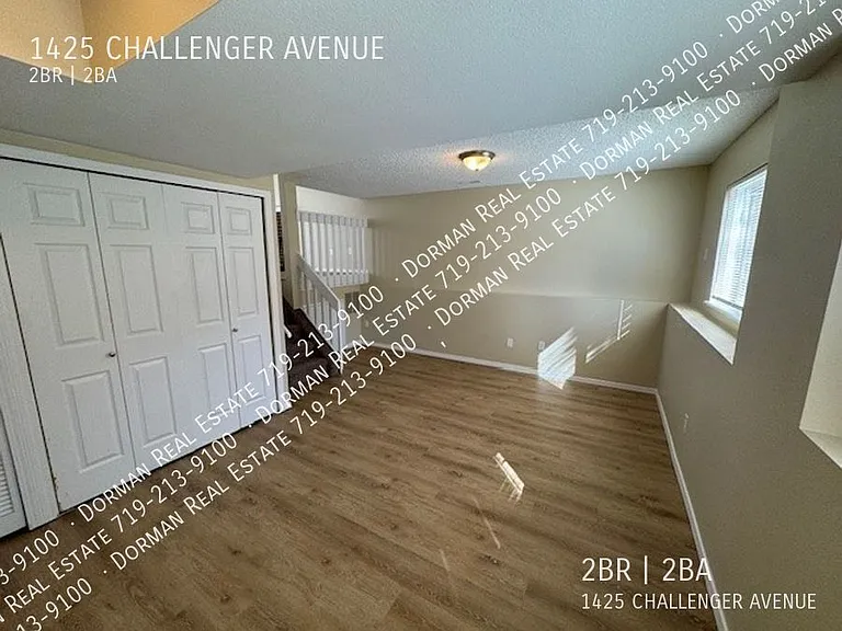 1425 Challenger Ave — Photo 9