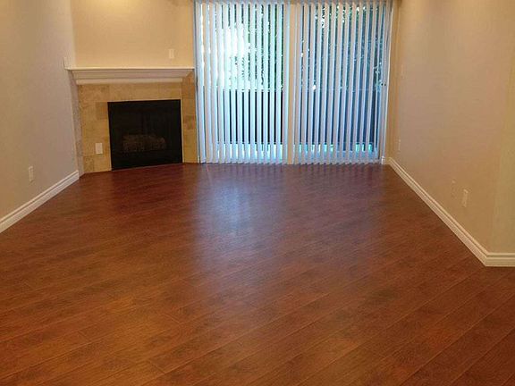 4th image of 10741 Camarillo St APT 316