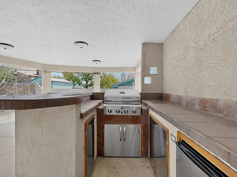 8405 Fairmont Dr NW — Photo 53