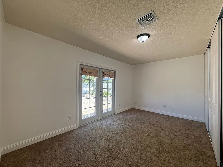 39142 11th St W — Photo 10