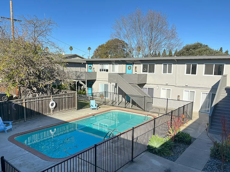 611 San Luisito Way #8 — Photo 15