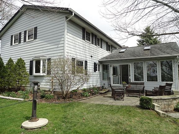 3rd image of 2417 Rusco Dr