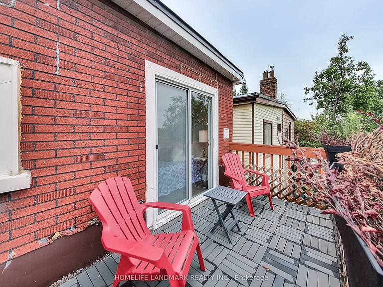 297 Withrow Ave — Photo 14