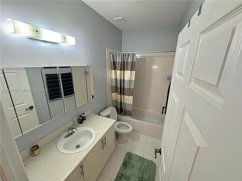 3 bed, 2.5 bath, 1510 sqft, $2,900 — Photo 4