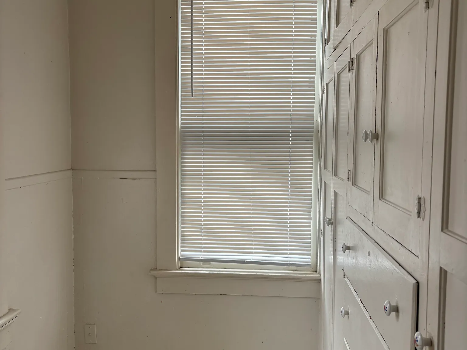 2 bed, 1680 sqft, $1,200 — Photo 2