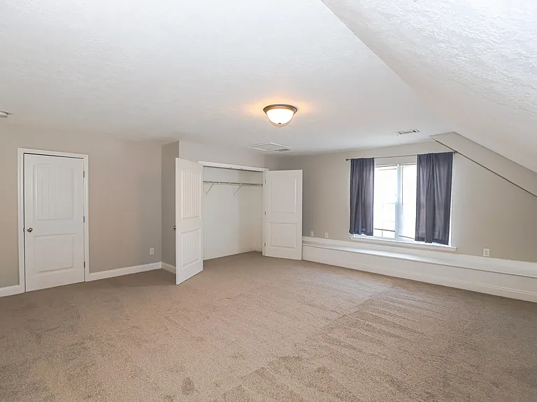 4453 Galway Dr — Photo 25