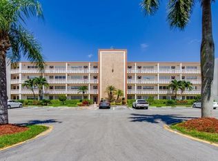 4007 Cornwall Dr #A, Boca Raton, FL 33434
