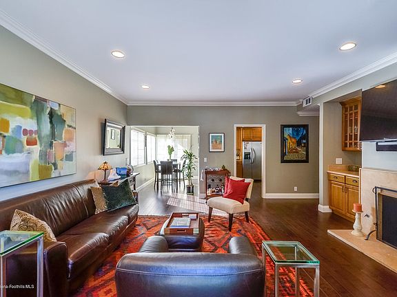 5th image of 227 S Madison Ave APT 202