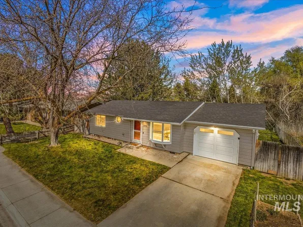 6970 W Bluebird Dr, Boise, ID 83714