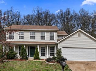 2017 Meramec Meadows Dr, Fenton, MO 63026