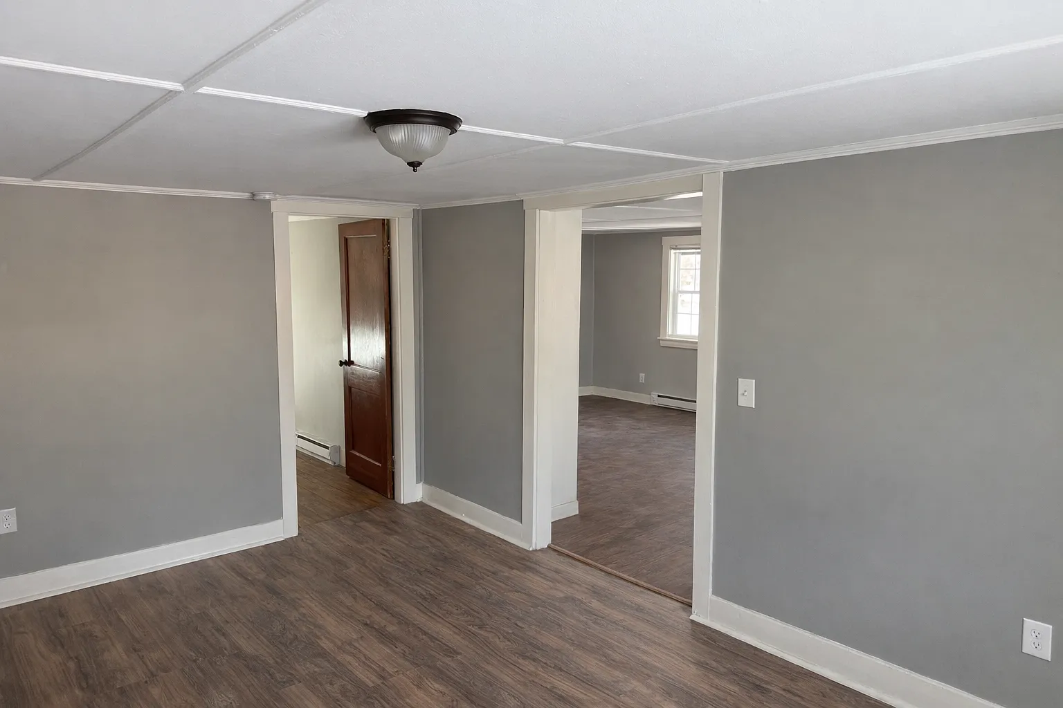 24 Allen Street - 1 — Photo 4