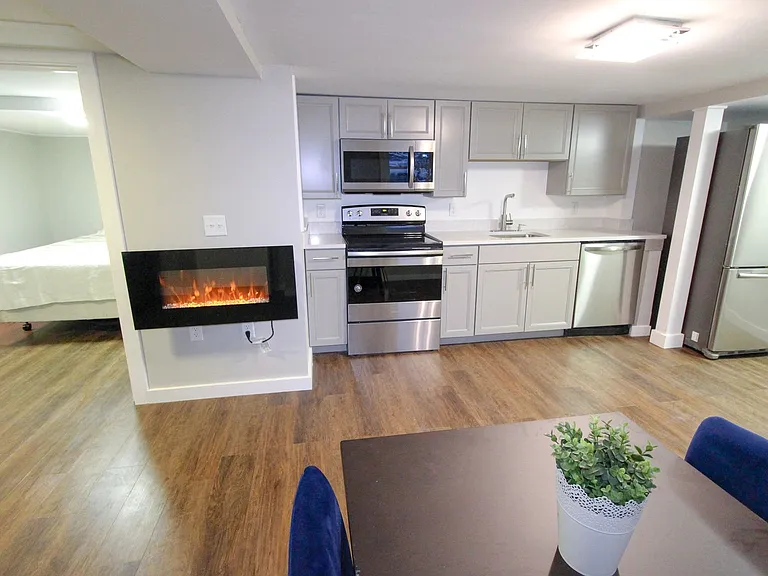 230 Bryant Ave — Photo 37
