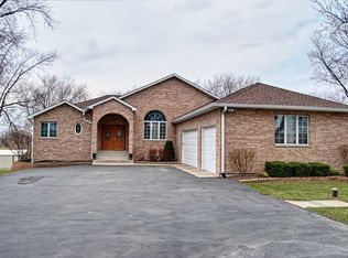 11S286 Lemont Rd, Lemont, IL 60439