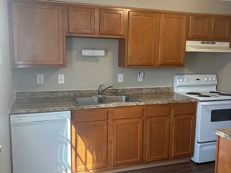 3770 Zephyr Pl — Photo 4