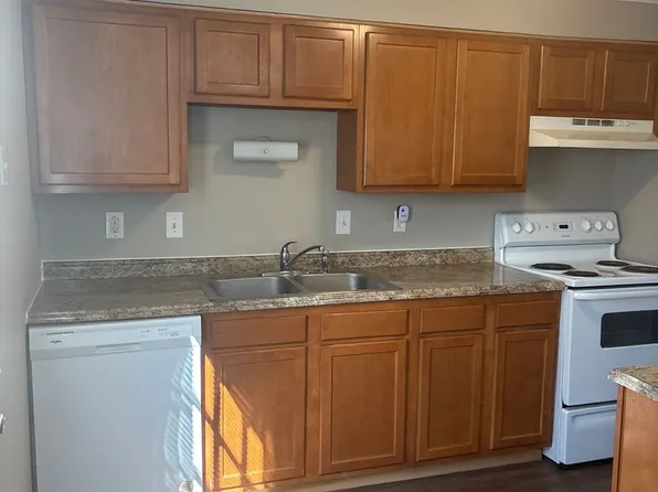 3770 Zephyr Pl, Columbus, OH 43232