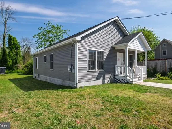 5 W High St, Seaford, DE 19973