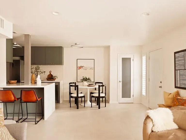 970 Palm Ave #207 — Photo 15