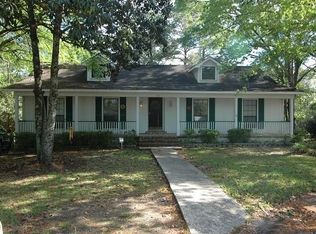 216 Bass Ct, Chickasaw, AL 36611