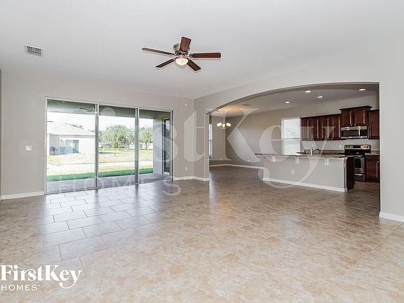 3rd image of 2411 Topsail Island Way