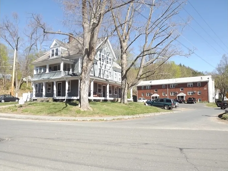 15 River St — Photo 5