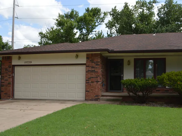 10729 W Nantucket St, Wichita, KS 67212