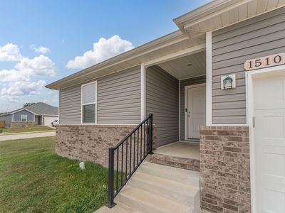 1510 E Abercorn Street, Republic, MO, 65738