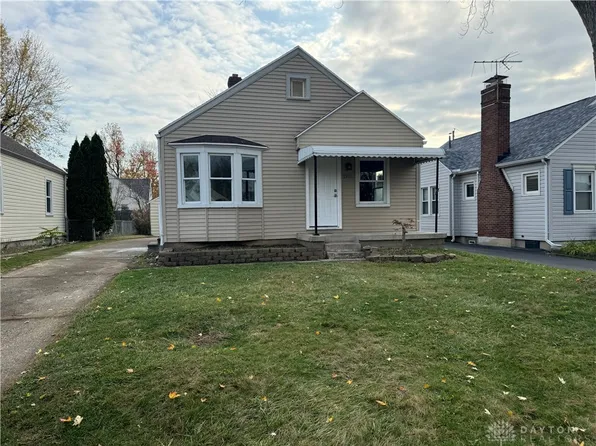 2932 Lansing Dr, Dayton, OH 45420