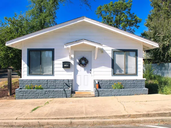 18400 Chestnut Ave, Tuolumne, CA 95379