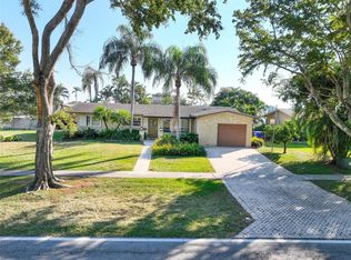 8620 Pasadena Blvd, Pembroke Pines, FL 33024