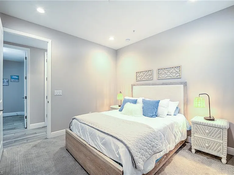 2626 Seychelles Cir #1404 — Photo 25