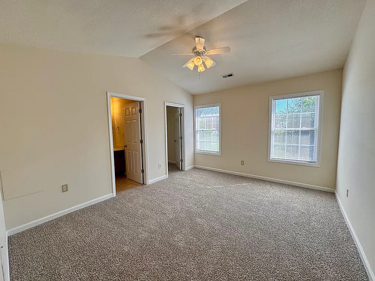 44 Blakely Ct — Photo 14