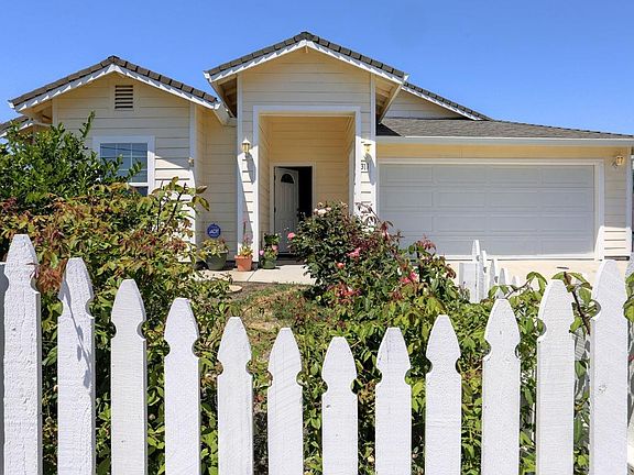 3rd image of 311 Bell Ave