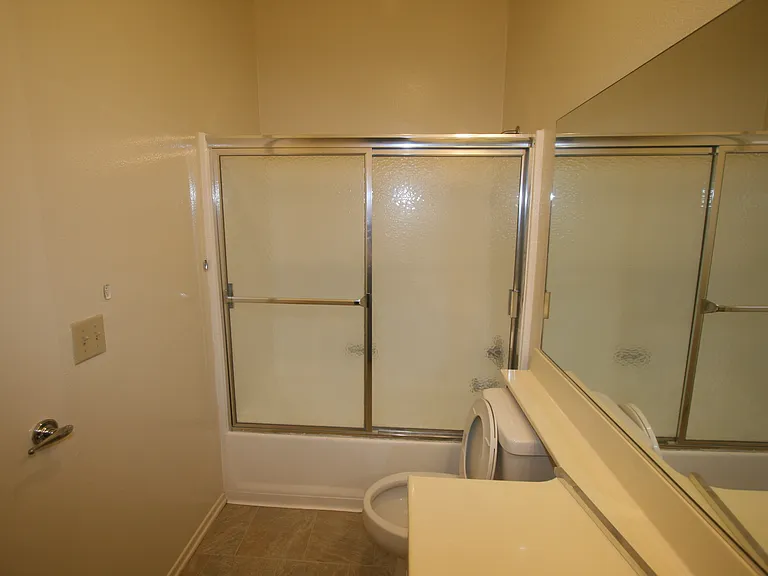 3637 Clarington Ave #202 — Photo 47