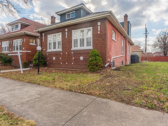 3rd image of 7554 S Perry Ave